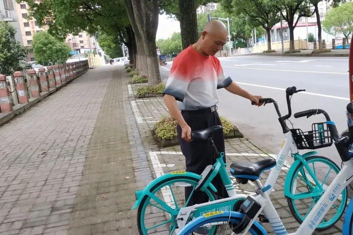 文明实践志愿服务活动记录怎么写,曹路志愿者日