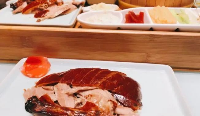 聚餐适合的菜品,小聚招牌炒鸡