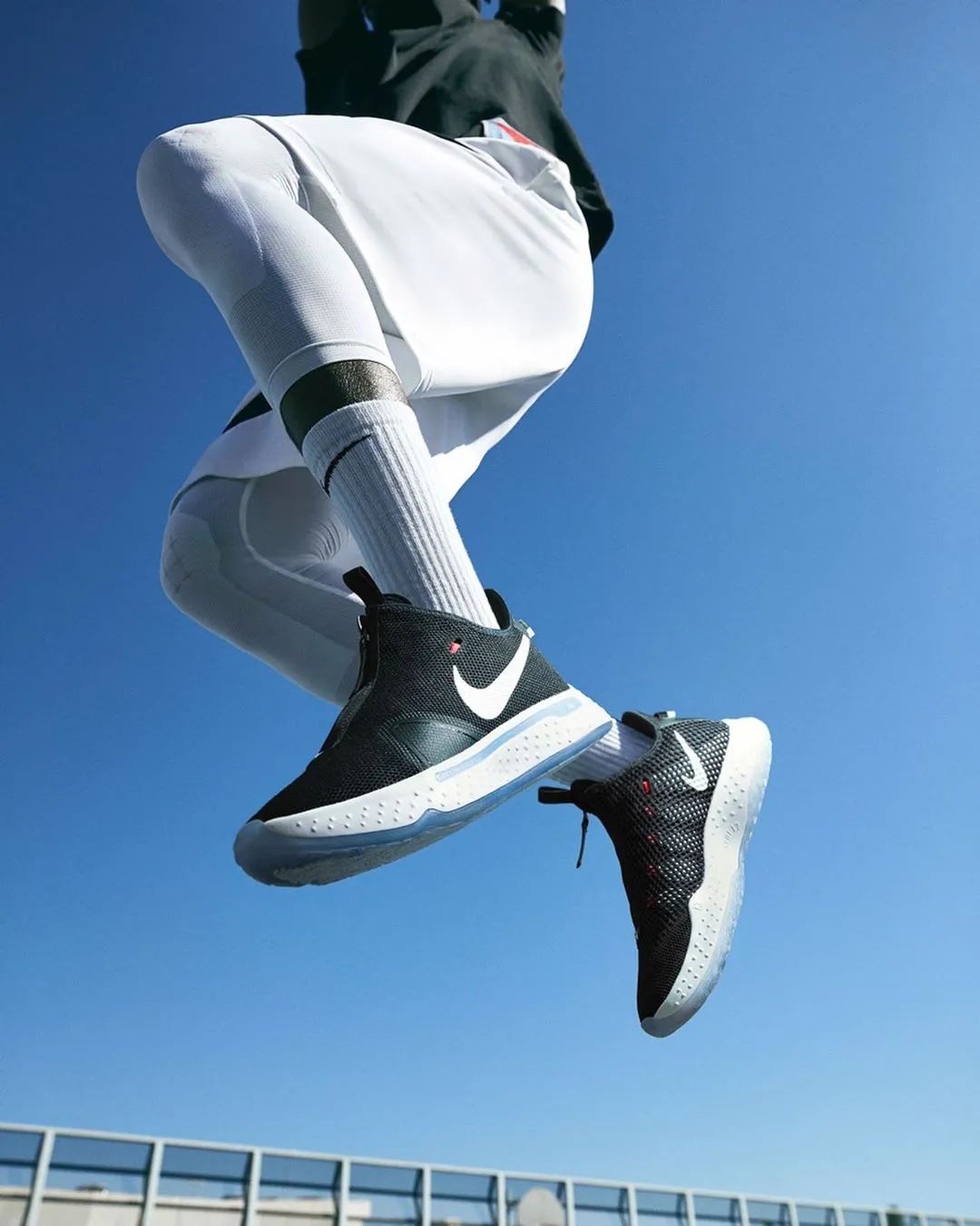 防侧翻最好的鞋是什么,防外侧翻最好的球鞋