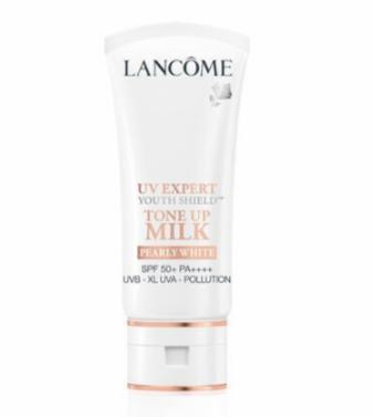 素颜霜推荐公认好用遮瑕持久不掉,怎么选适合自己肤色的素颜霜