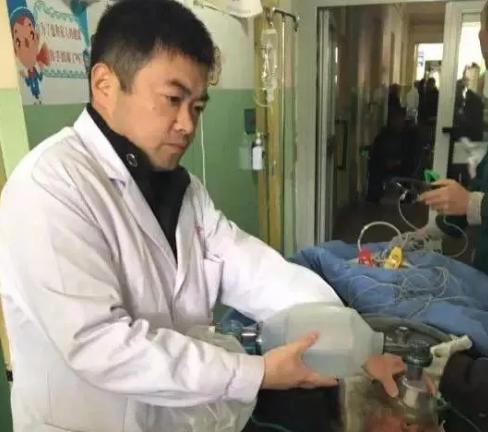 今天，池州的抗疫英雄在北京接受表彰