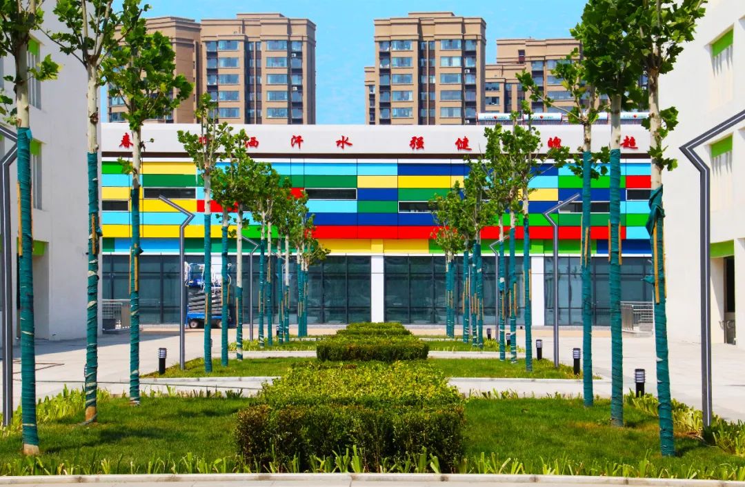 秋高气爽景致新！晋城这所新学校令人称奇