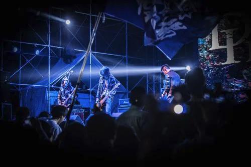 大河票务网被指“售票违规”：临时加价、售卖“严禁出售”票、交易通过私人微信