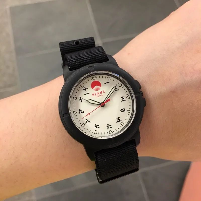 除了卖衣服爱好就是跳舞,除了卖吃的卖衣服还能做什么生意