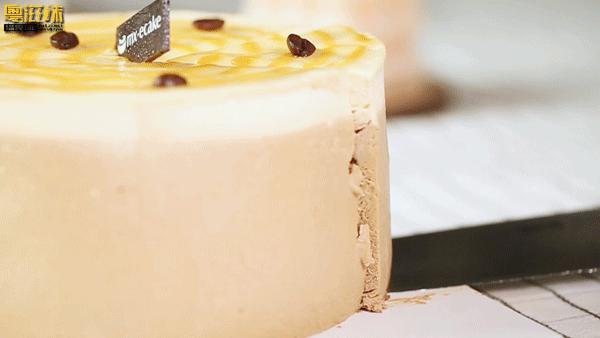 这个秋日「美心」开挂了！10款新品不出门也能吃