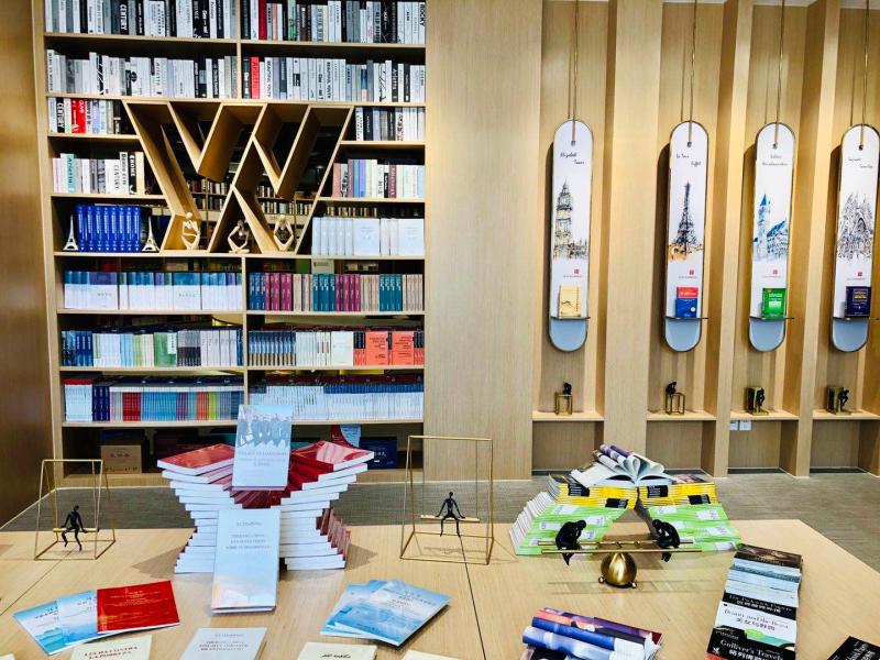 打出“国内首家跨文化书店”口号的书店现身上海虹口，要把书店开成“4S店”