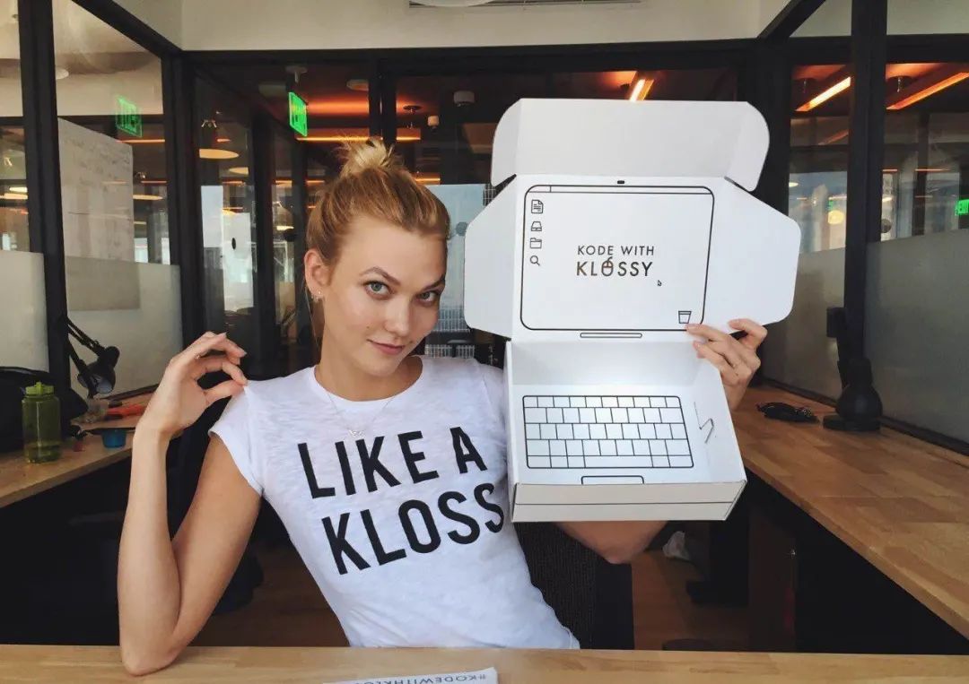 会走秀的程序员VS卖美妆的老友记，你更pick谁？