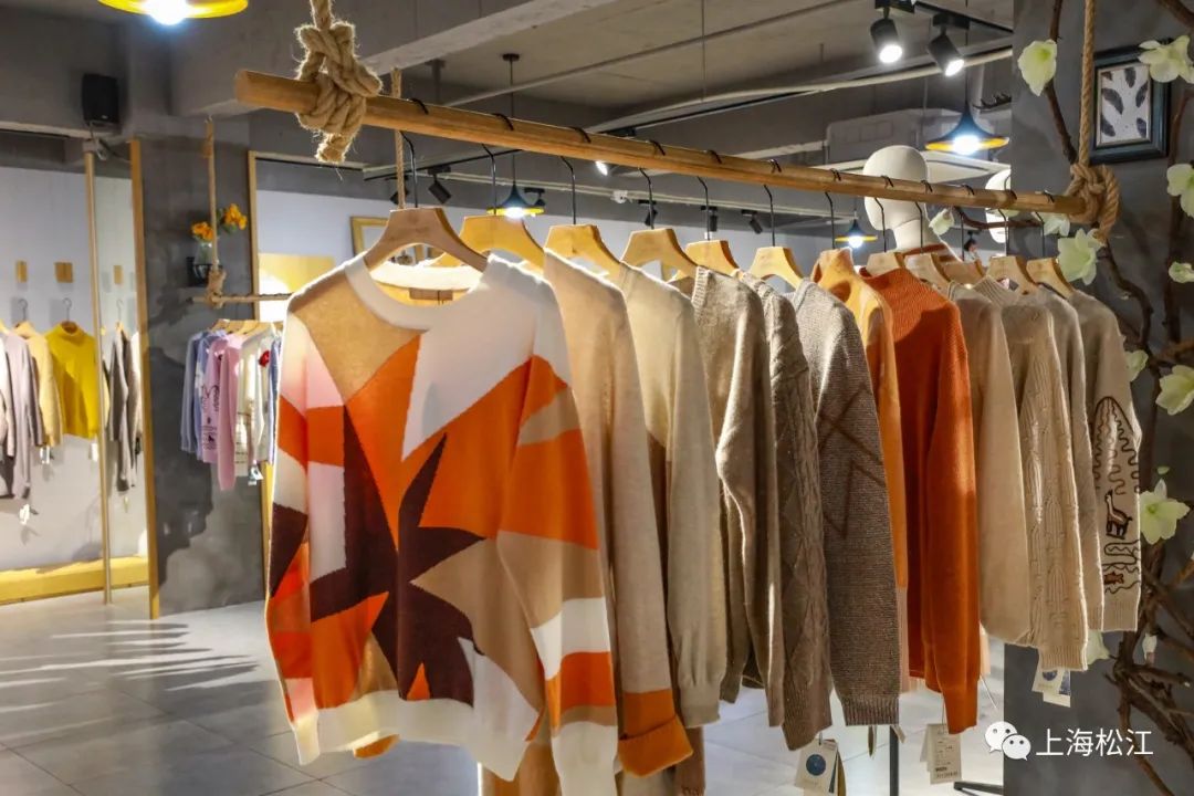工厂店秋冬上新特卖1折起，关注“上海松江”还有专属折上折！