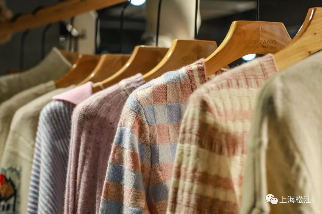 工厂店秋冬上新特卖1折起，关注“上海松江”还有专属折上折！