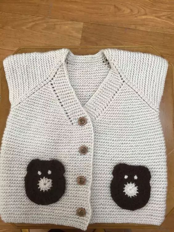 最新款小孩背心的织法,女宝宝带帽毛背心的织法