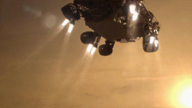 下雨落在火星上,小雨点落在火星上