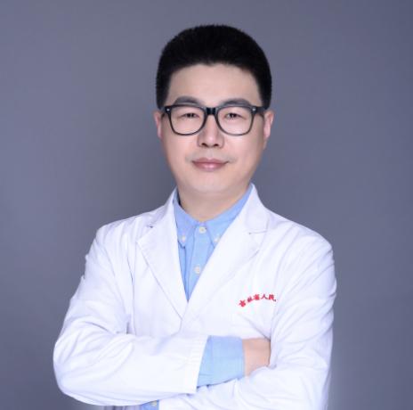 隐形眼镜怎么戴可以减少角膜损害,隐形眼镜戴多长时间不伤角膜