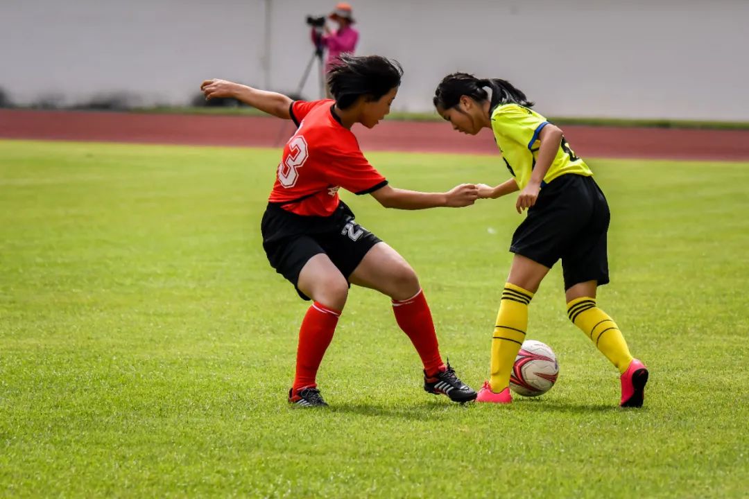 閮戝窞甯傞暱鏉潚灏戝勾瓒崇悆鑱旇禌,寰愬窞甯傞暱鏉潚灏戝勾鏍″洯瓒崇悆鑱旇禌