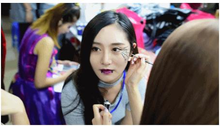 万圣节狂欢萌果来捣蛋,万圣节狂欢一起来