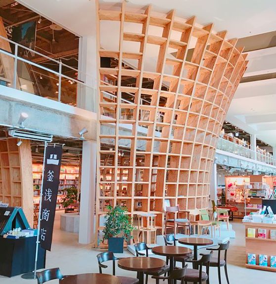 探店上海首家茑屋书店遇见一家,提前探店上海首家茑屋书店将开业