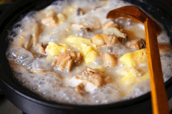 厨房老司机的秘诀！热的均匀、煮肉易烂、炖菜入味的高颜值砂锅，一锅带你重温儿时美味