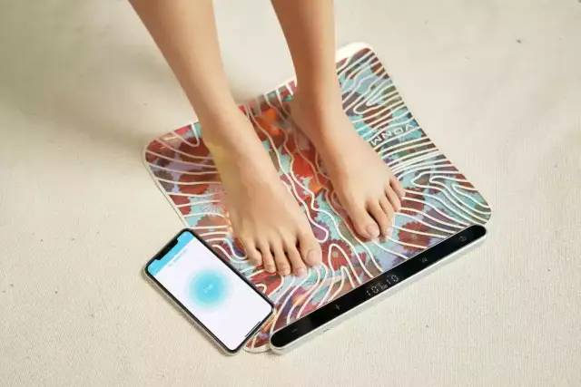 日本4分钟变态减肥法,腿部抽脂大象腿真实案例