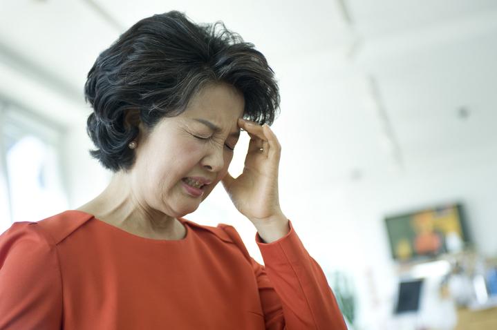 搬家后站立都成了奢望,59岁阿姨:一天头晕几十回,真是因为风水不好吗?