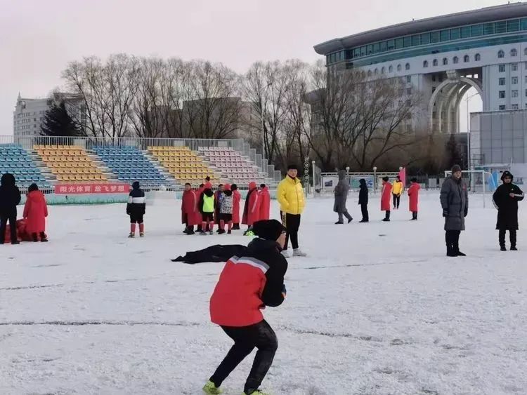 加格达奇映山红滑雪场今年开的吗,黑龙江加格达奇市映山红滑雪场