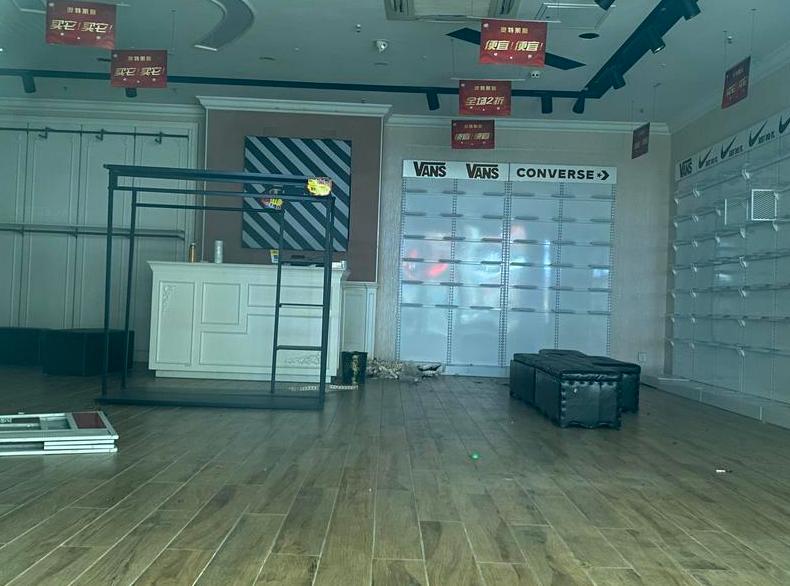 南昌黑心商家食品曝光,南昌售假窝点