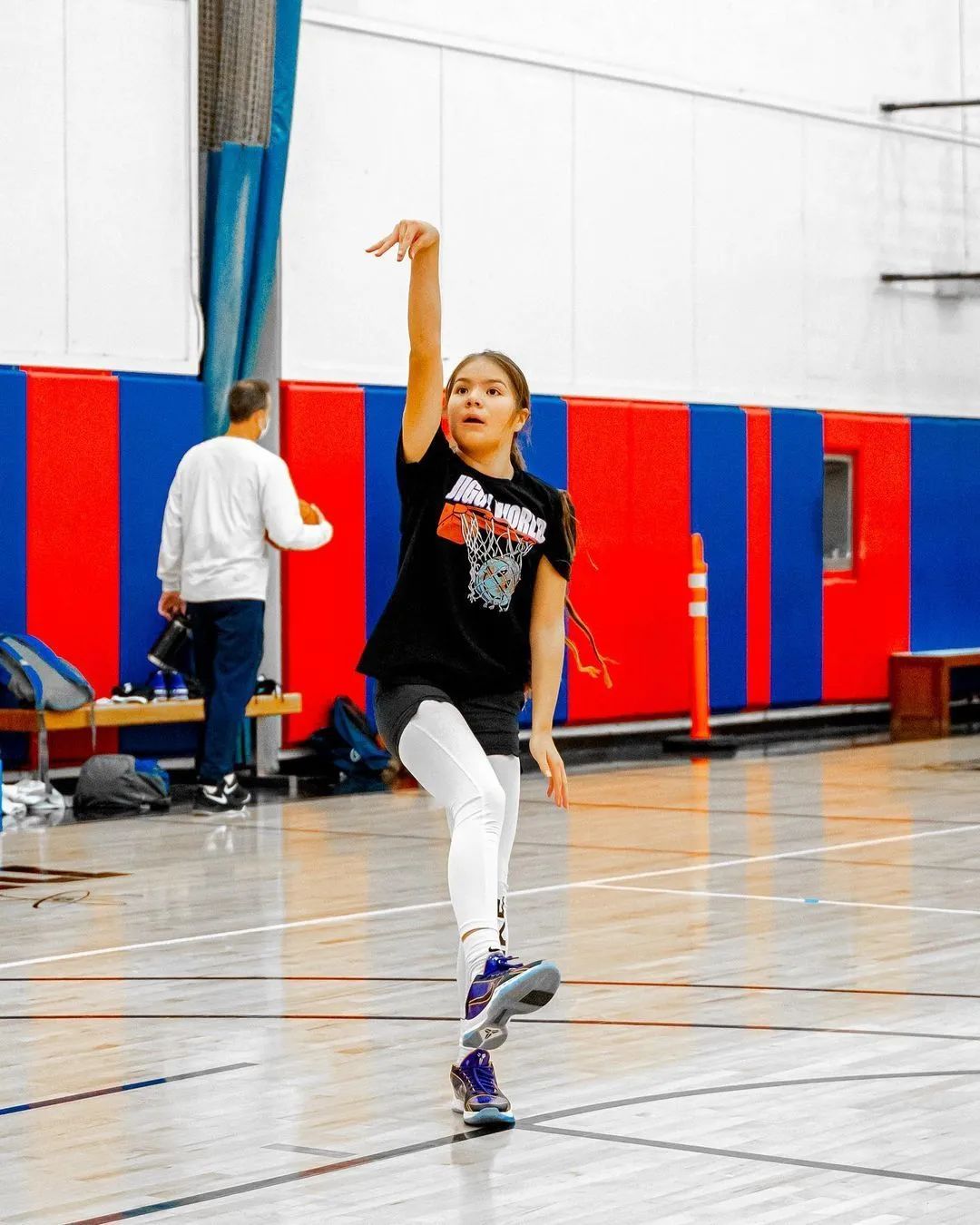 泪目！无奈离开的他留下长文告别｜今日球鞋上脚