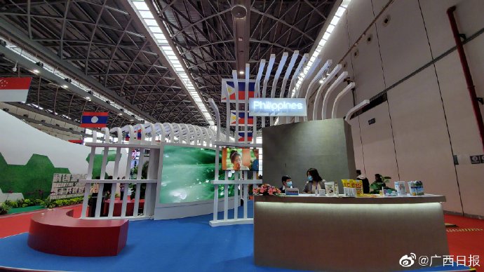 日报哥,菲律宾椰子油可擦皮肤可炒菜吗