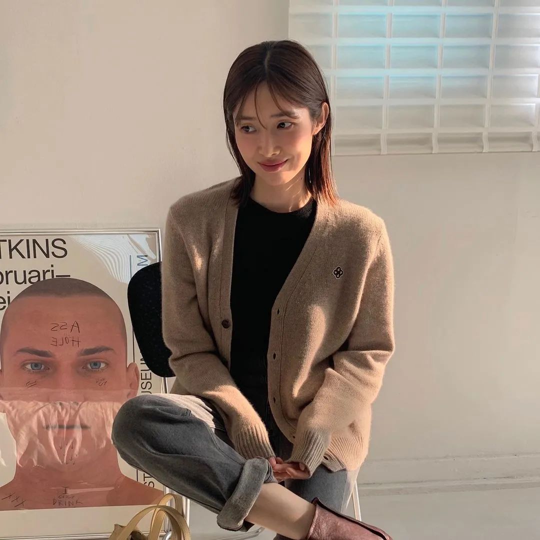 潮韩穿搭女,韩国明星秋装穿搭