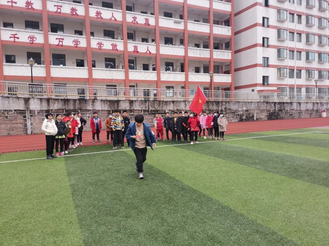 小学生疫情主题运动会开幕表演,韩庄镇中心小学趣味运动会