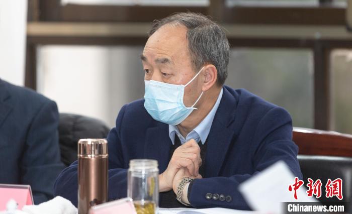 罩口不罩声江西*会两**防疫有“力度”委员提案有“温度”（图）