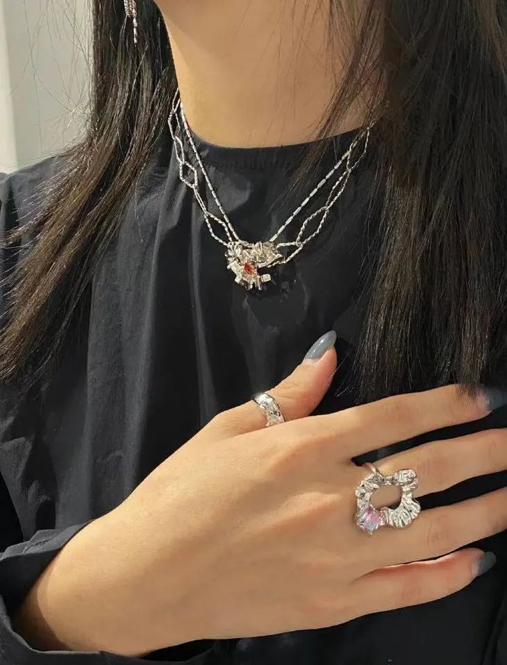 浪姐2：耳环越大，气场越强