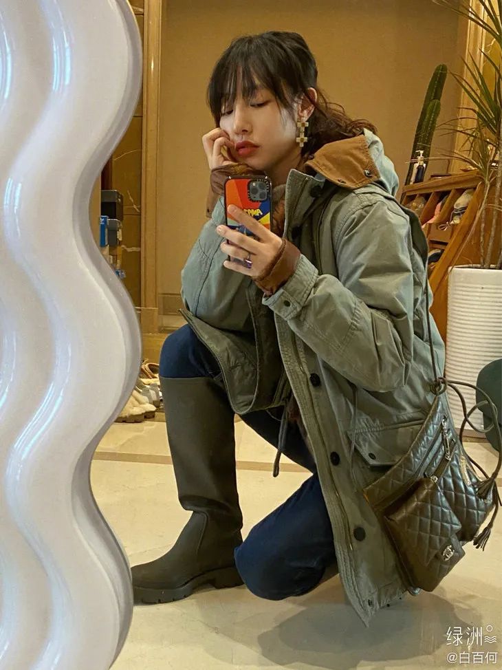 白百何坎肩卫衣,白百何ootd穿搭