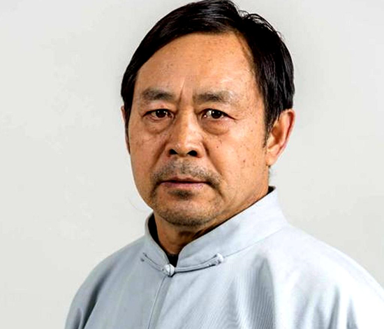 “大师”未必都讲“武德”直播平台需防各类“马保国”