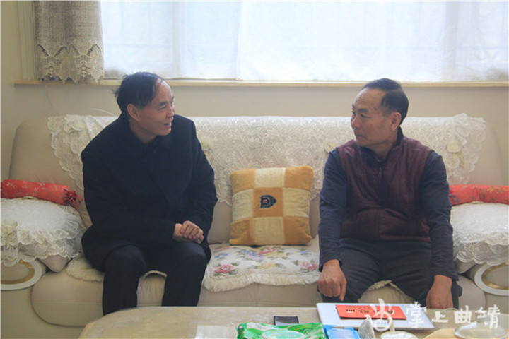 李文荣率队走访慰问市级离退休老领导