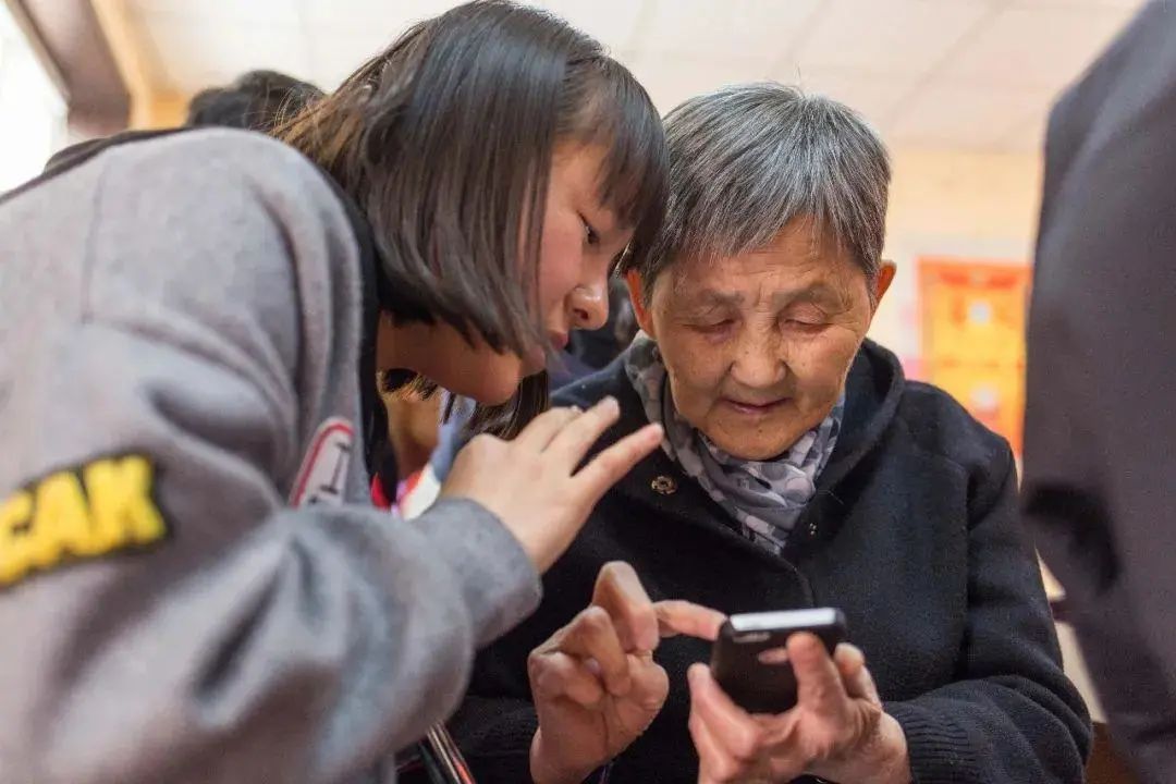 @天津老年人，这些医保手续简化了