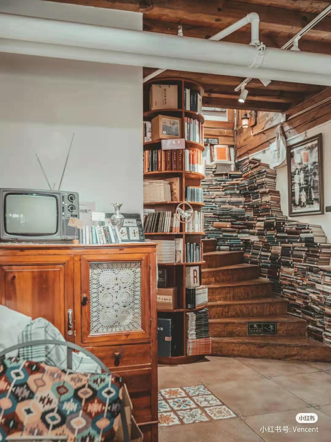 昆明旅游攻略绝美景点推荐,初秋昆明最惊艳的景点