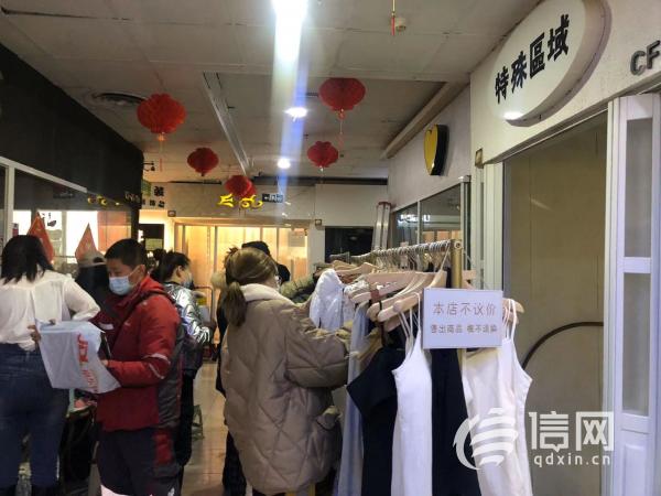 人气足店铺有些空百年台东商圈正“高光返场”