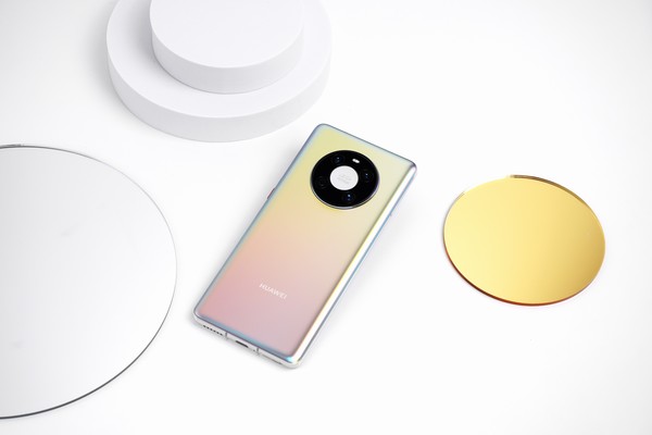 华为妇女节员工礼物,华为情人节福利