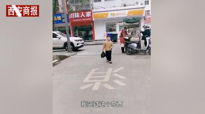 哭笑不得！6岁小男孩给怀孕妈妈买卫生巾，妈妈：他觉得我难受需要用