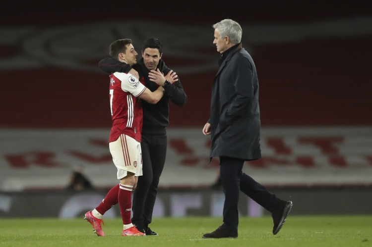 穆里尼奥抓内鬼什么意思,穆里尼奥抓内鬼什么梗