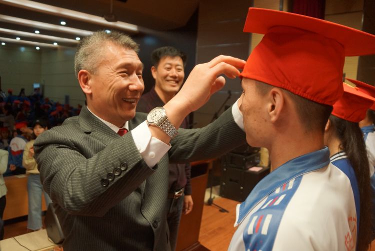 青岛六十六中艺体班,青岛六十六中招生简章