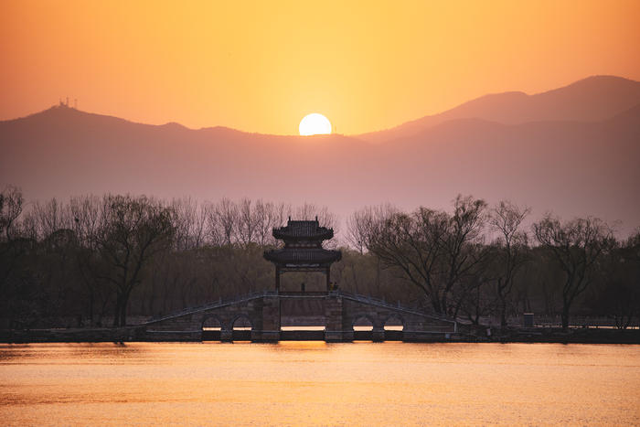 佳能全画幅微单rf系列镜头及价格,佳能eosr直播相机参数