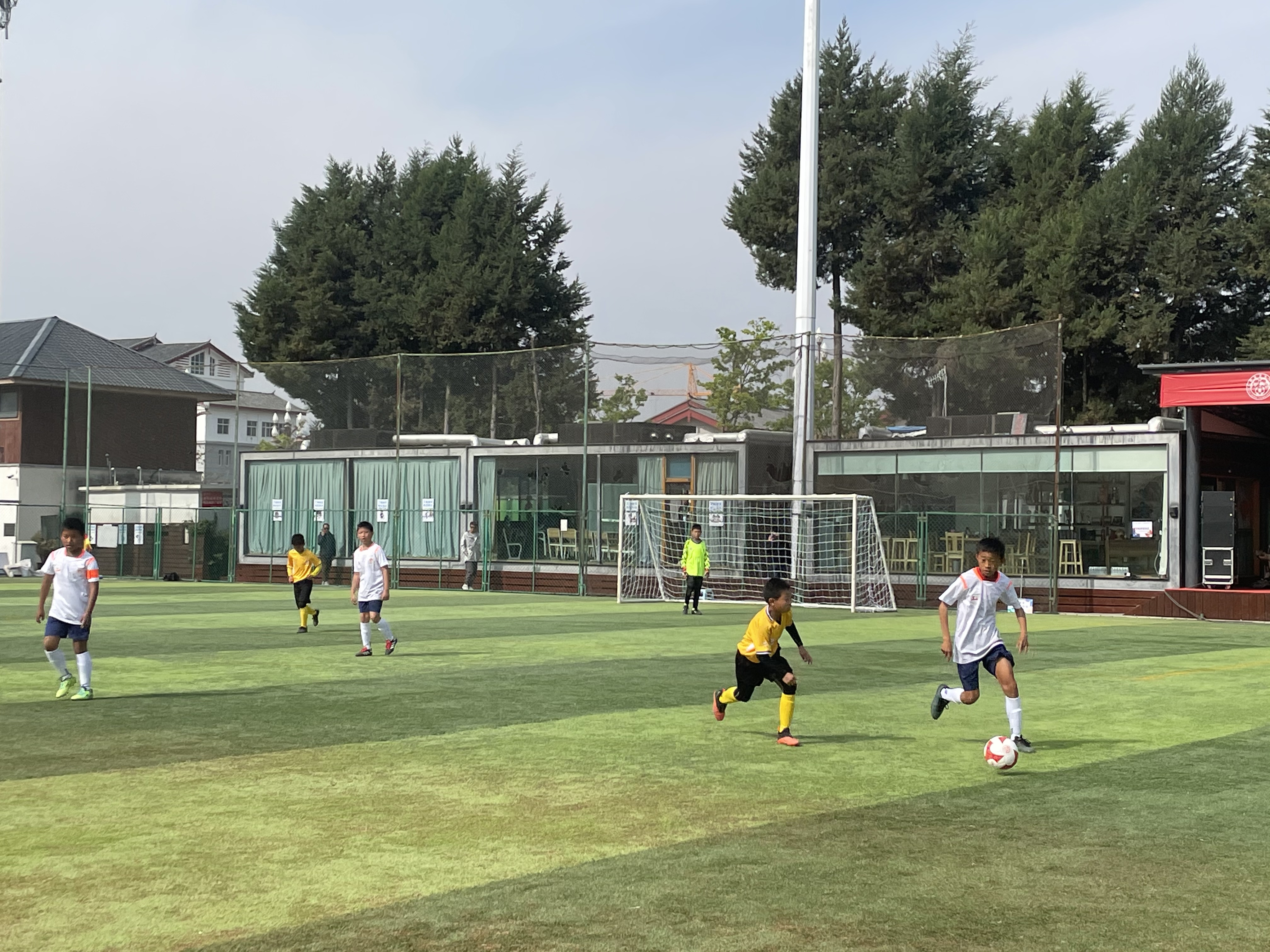 丽江市青少年足球联赛,丽江参加青少年足球名单