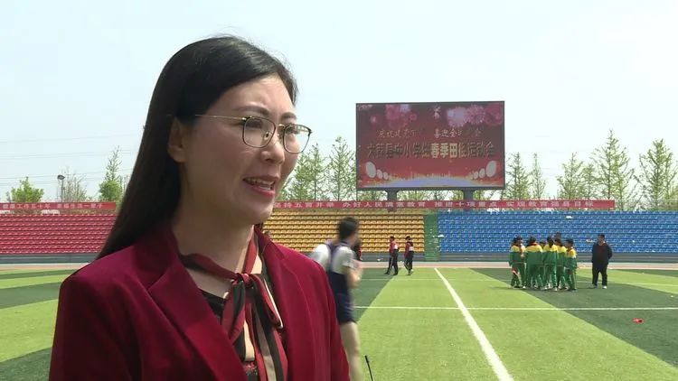 学校举办春季田径运动会,第34届县中小学生田径运动会开幕