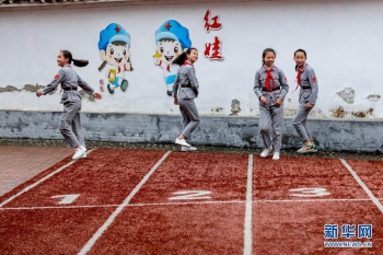 传承红色基因——探访全国第一所红军小学