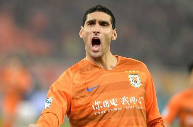 早报切尔西1-0布伦特福德,皇马爆冷0-1瓦伦西亚本泽马