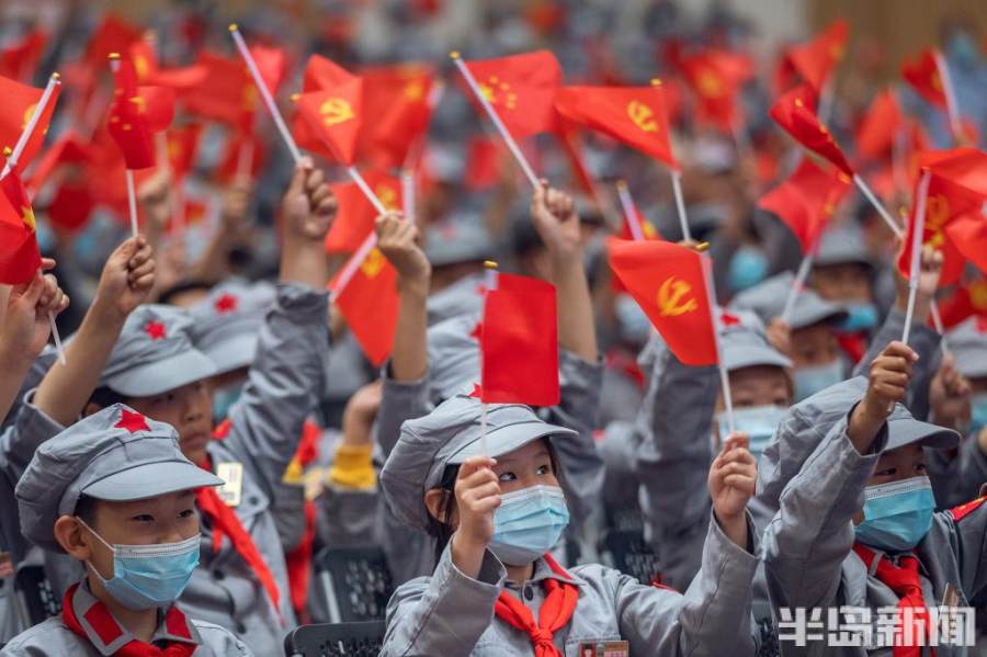 西海岸新区红军小学师资,红星闪闪红军小学视频