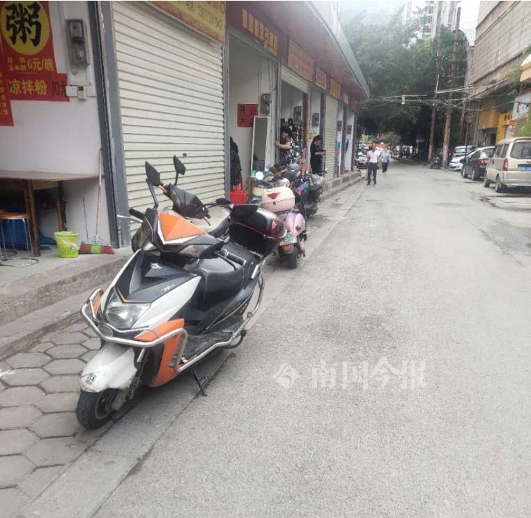 网友举报一小区严重违建,柳州市柳南区小区违建范围