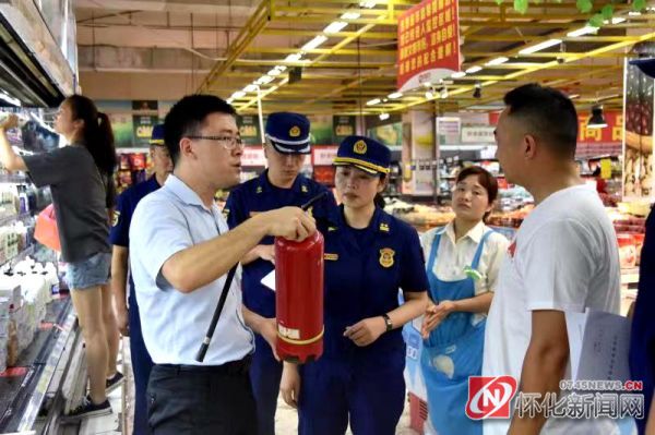 局机关开展消防安全检查工作,消防联合派出所开展消防安全检查