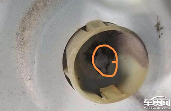 车辆漏水的排查过程及维修方案,车辆质量问题造成的漏水