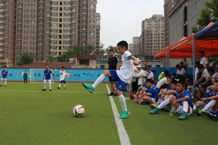栾城球赛,校园足球比赛开幕